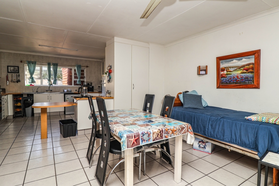 4 Bedroom Property for Sale in Riverside Western Cape